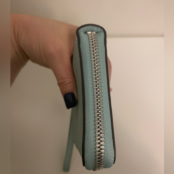 MICHAEL MICHAEL KORS Leather Smartphone Wallet Wristlet -Mint Green-NWT - Picture 8 of 13